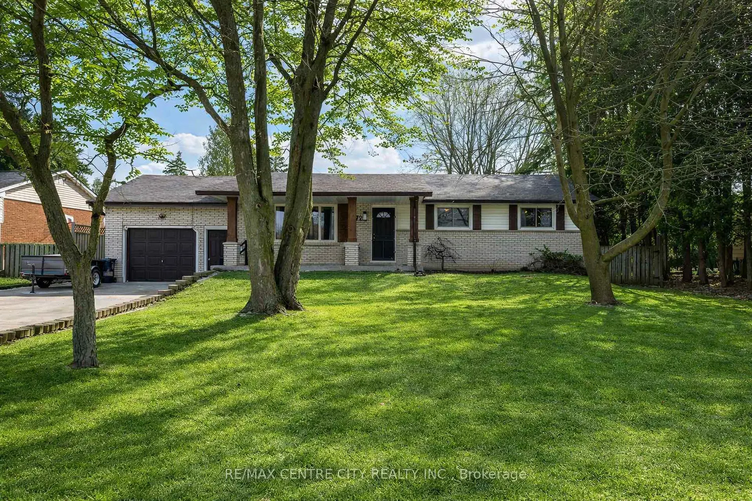 72 Elmwood Avenue photo 3