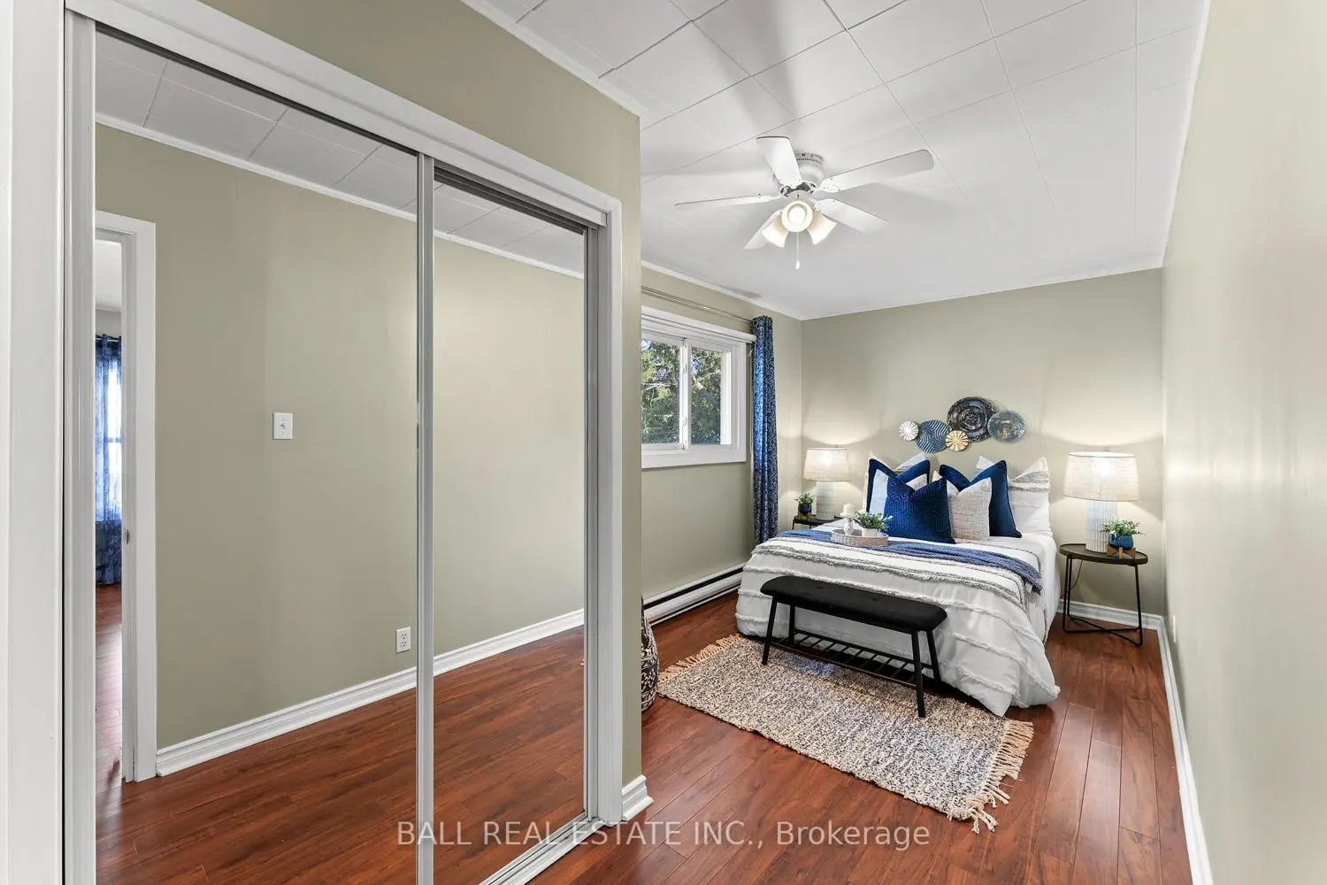 11 Lakeview Crescent photo 2
