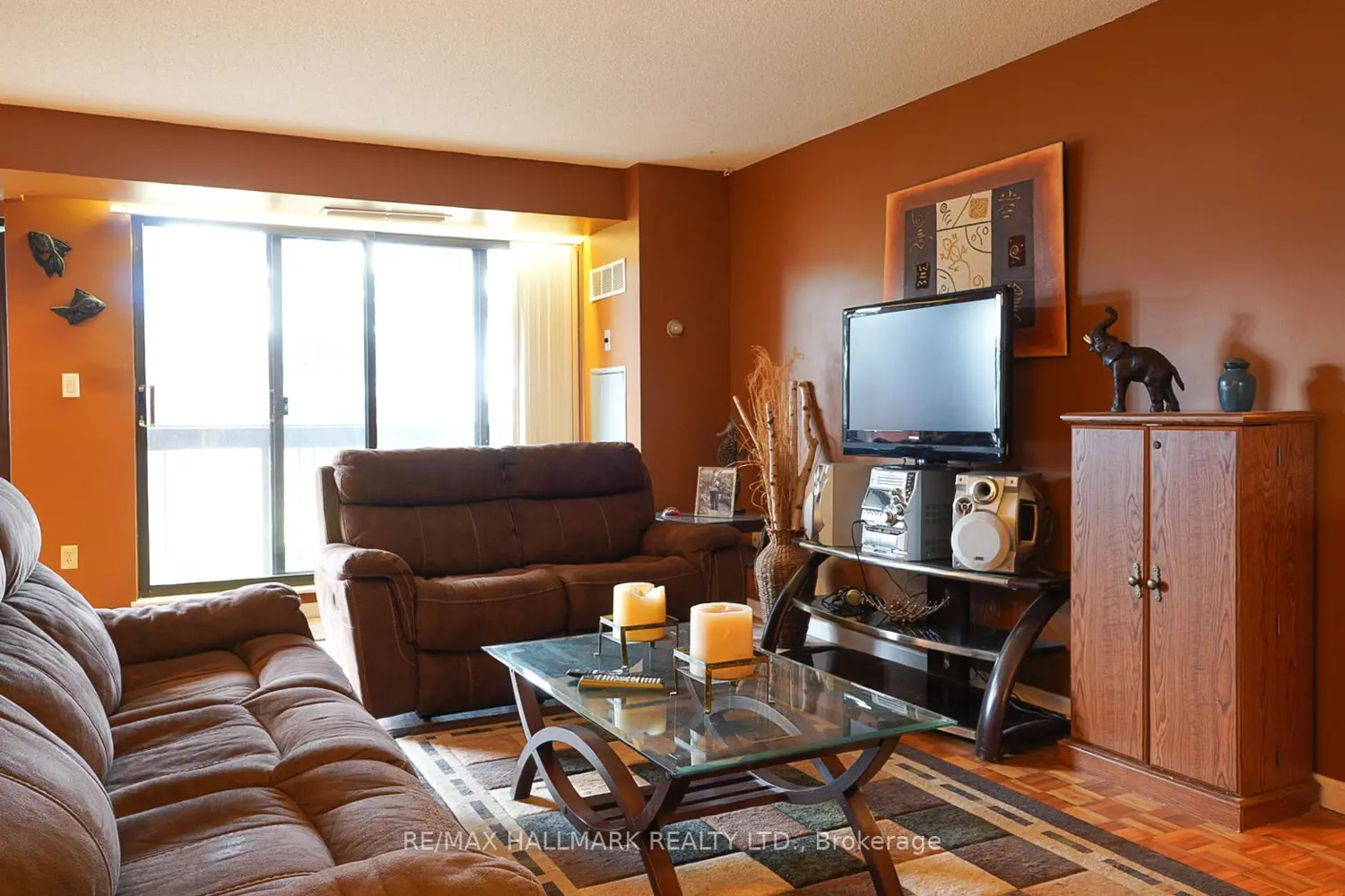 3734 St Clair Avenue 203 photo 4