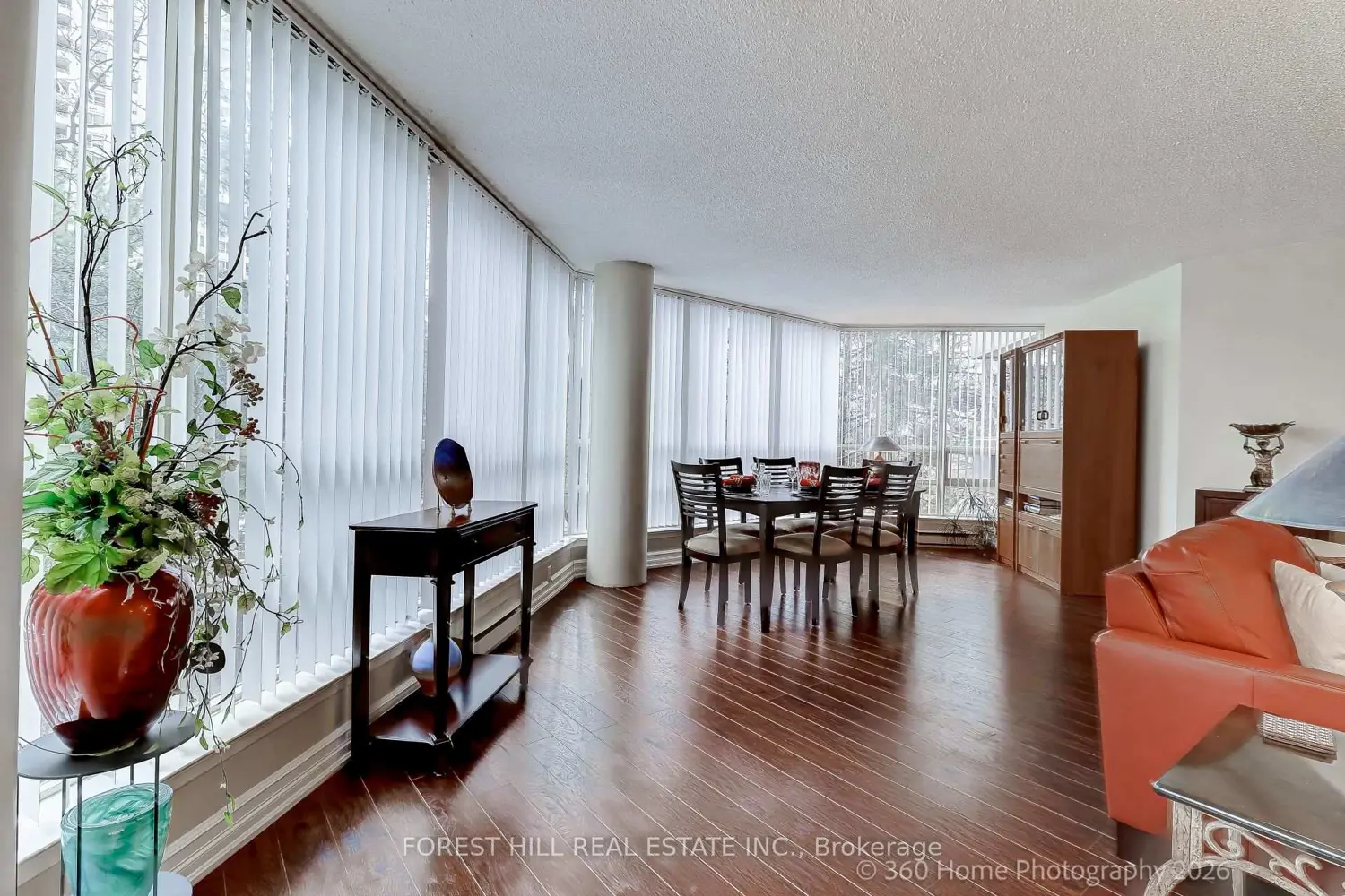 45 Kingsbridge Garden Circle 204 photo 3