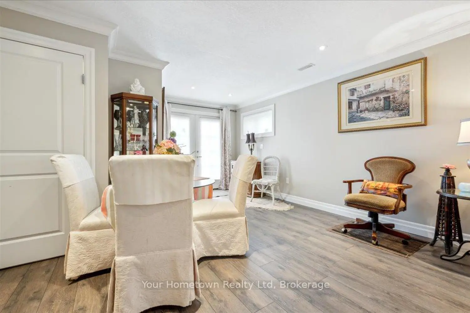 27 Stumpf Street 27B photo 3