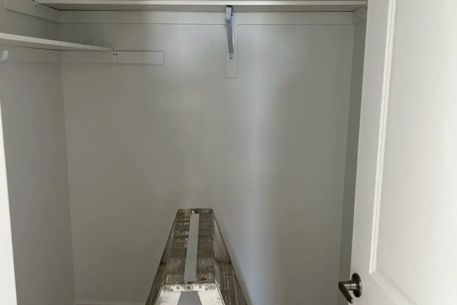 18 Lincoln Drive photo 3