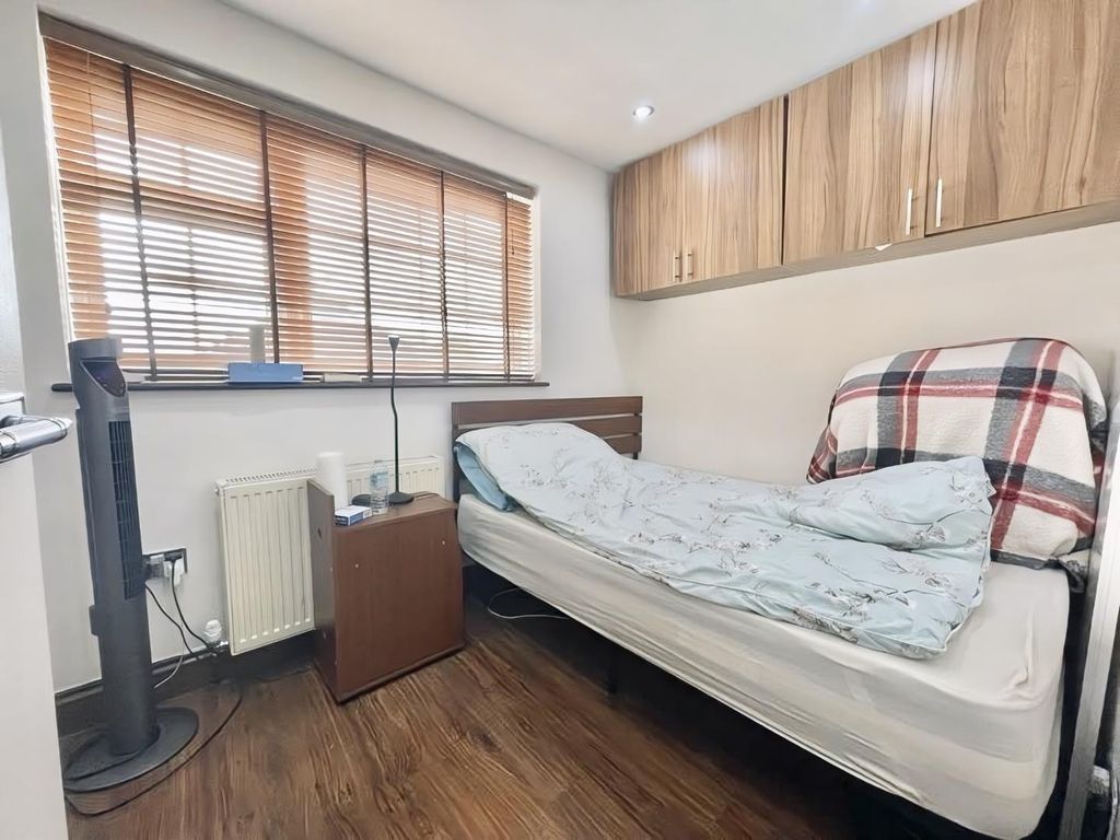 Additional image 10 of 5 bed detached house for saleMinterne Waye, Hayes UB4