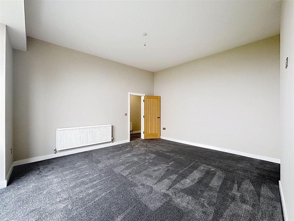Additional image 6 of 4 bed end terrace house for saleEsplanade, Hornsea HU18