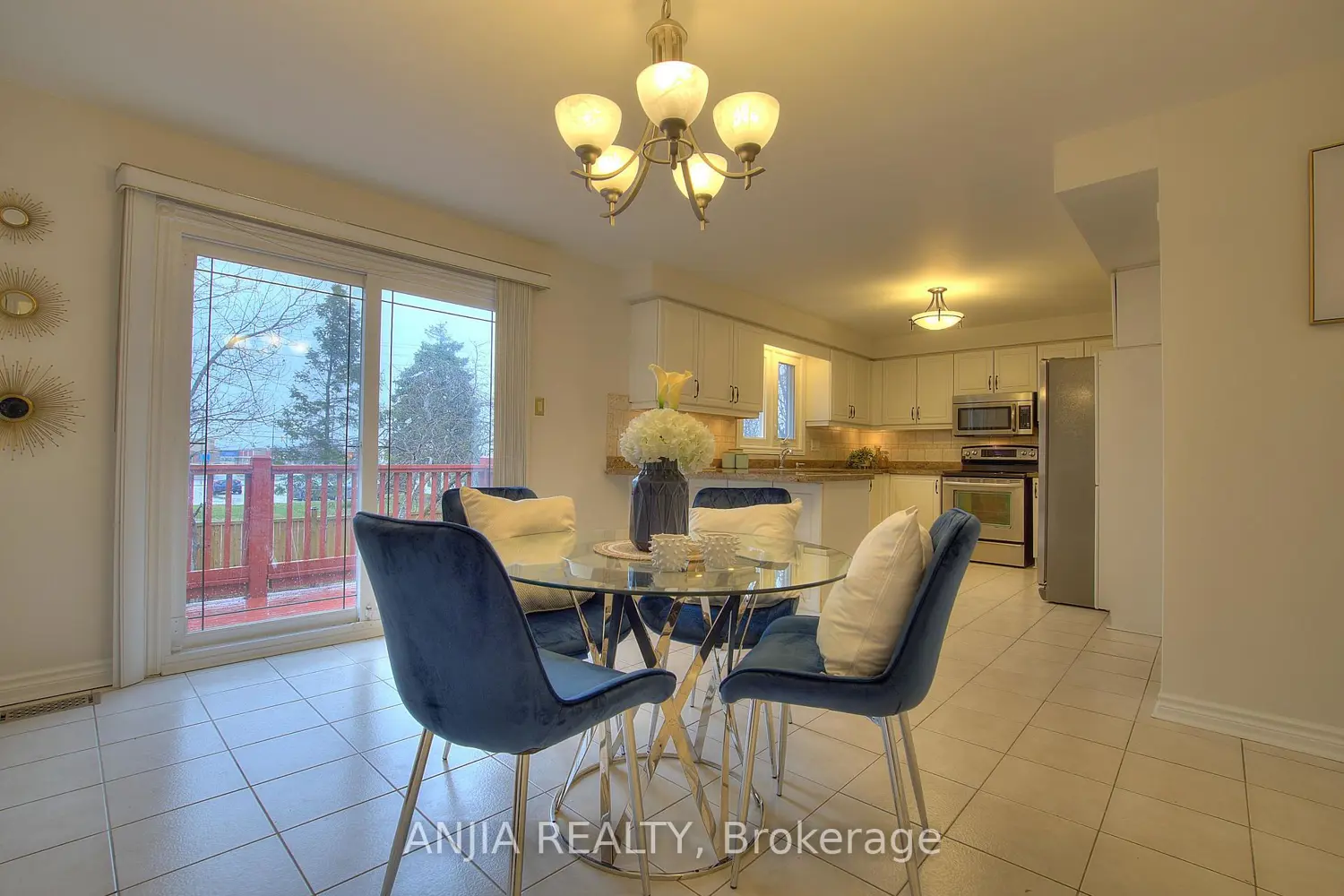 22 Chiltern Hill photo 4
