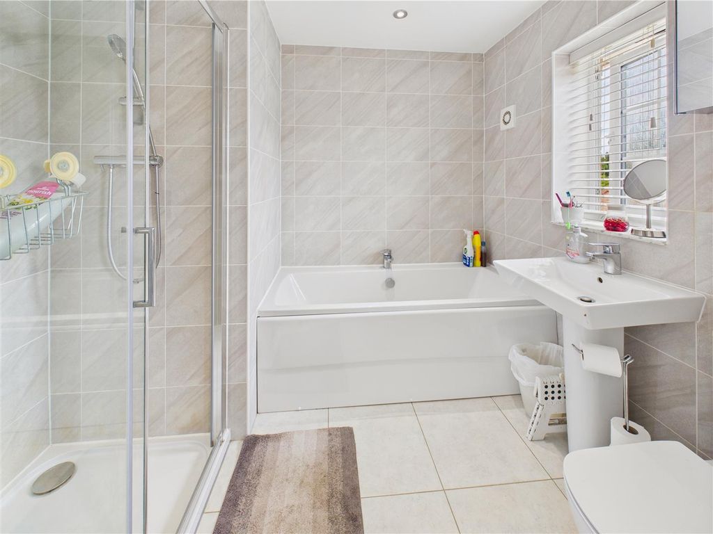 Additional image 14 of 4 bed detached house for saleField View Drive, Hessle HU13