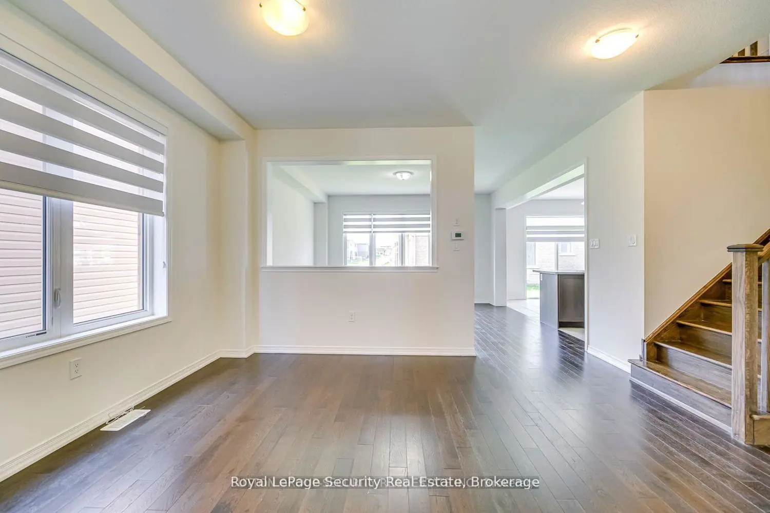 30 Witteveen Drive photo 2