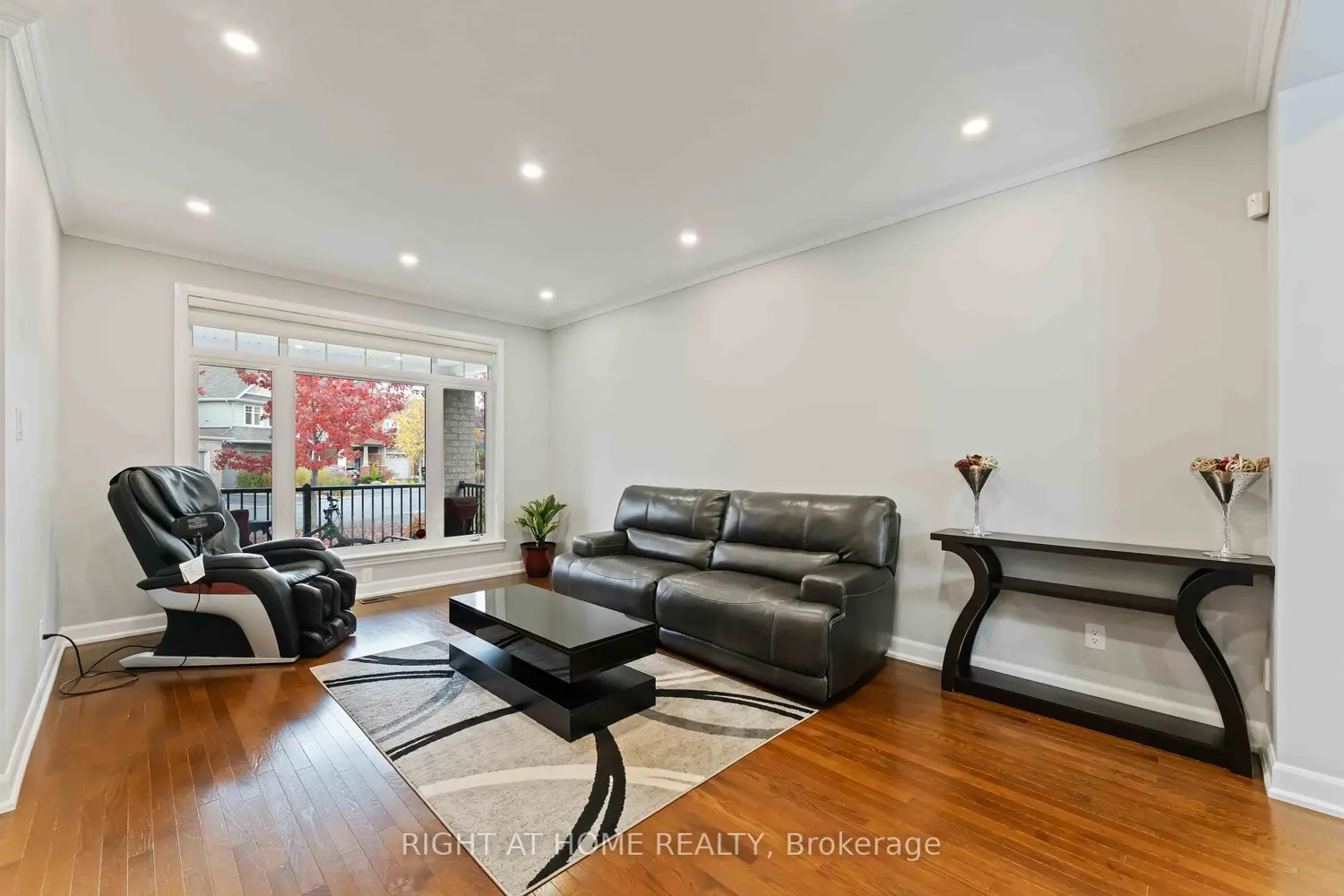 211 Denali Way photo 4