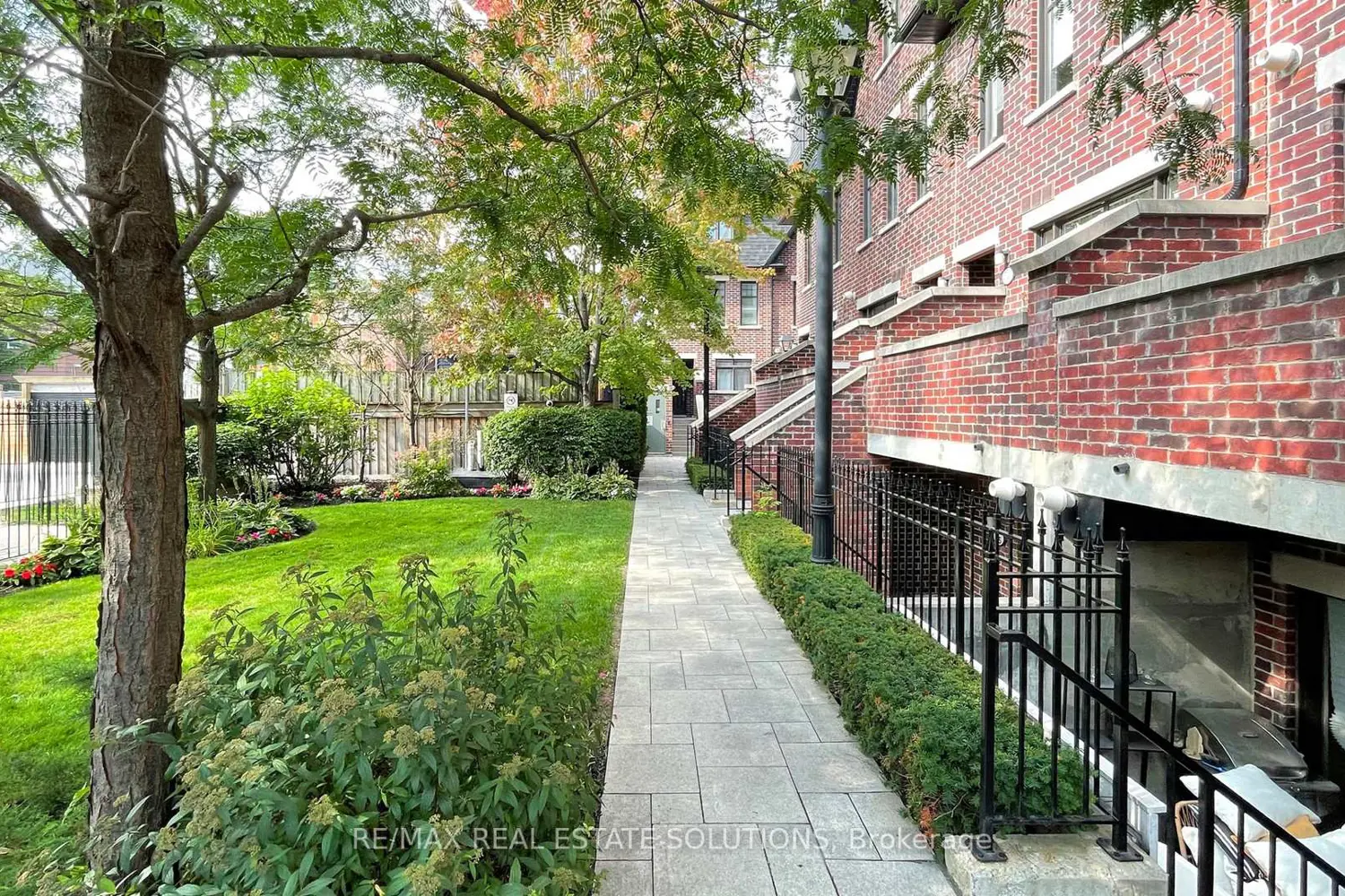 Additional image 14 of 140 Broadview Avenue 59