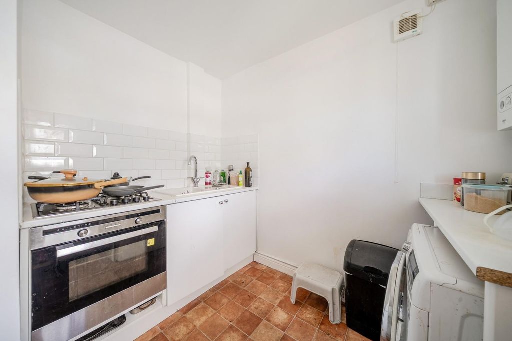 Additional image 9 of 1 bed flat for salePurbrook Way, Havant PO9