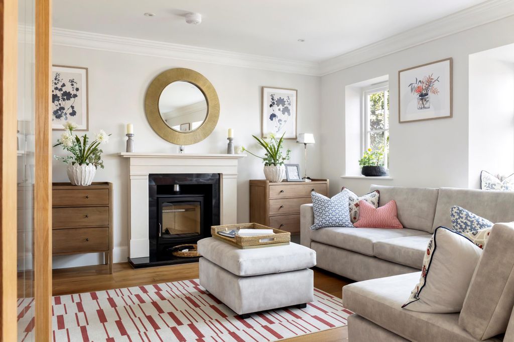 Additional image 6 of 2 bed flat for saleHaslemere Heights, Hill Road, Haslemere, Surrey GU27