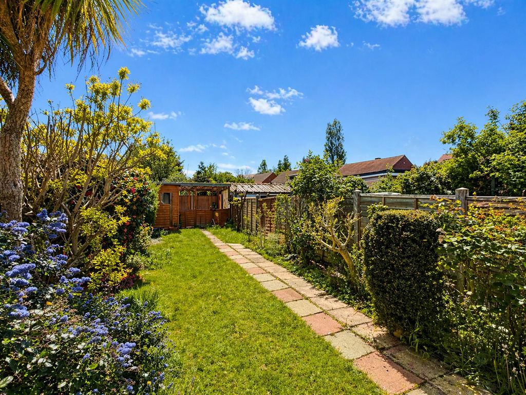 Additional image 6 of 3 bed terraced house for saleCentral Avenue, Hounslow TW3