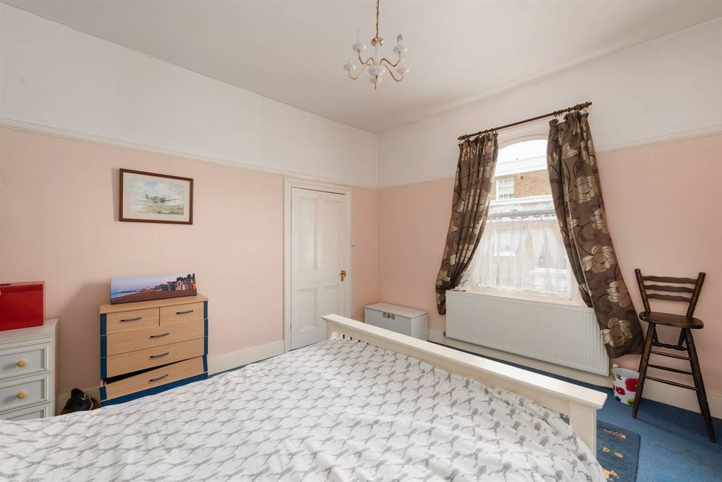 Additional image 20 of 5 bed terraced house for saleCentral Parade, Herne Bay CT6