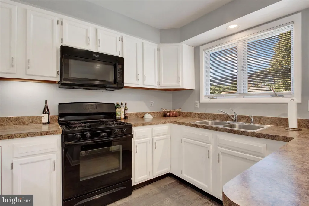 Additional image 11 of 200 Greenleaf Road, York, PA 17406