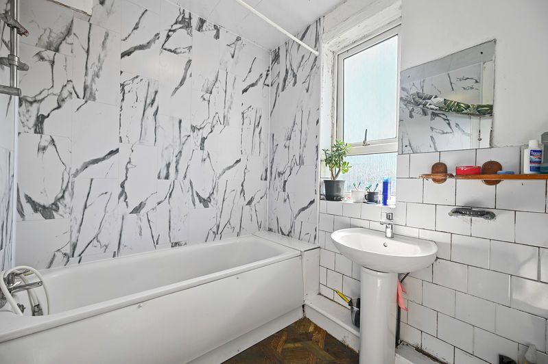 Additional image 8 of 3 bed semi-detached house for saleCambridge Road, North Harrow HA2