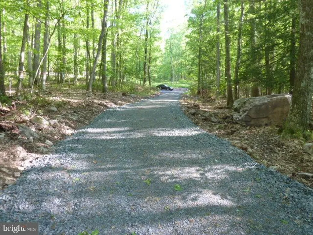Additional image 6 of 69 Edge Rock Drive, Drums, PA 18222