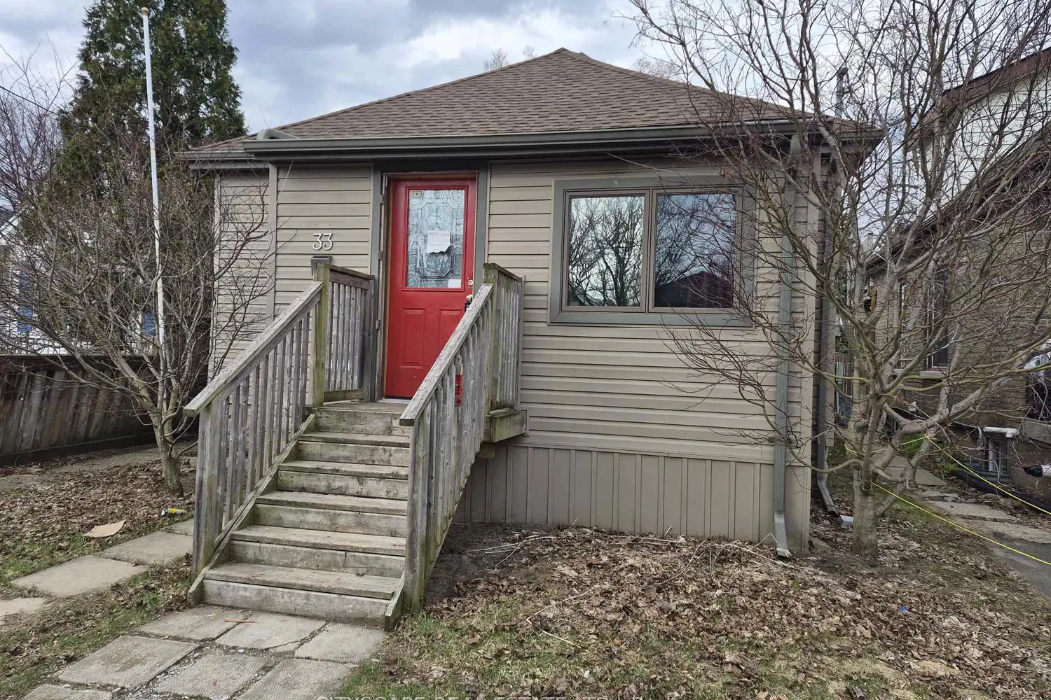 33 Glenwood Avenue