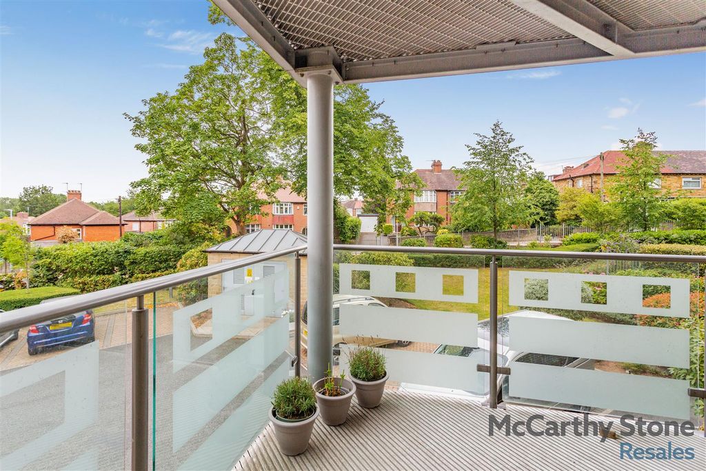 Additional image 4 of 2 bed flat for saleTrinity Court, Oxford Road, Halifax HX1