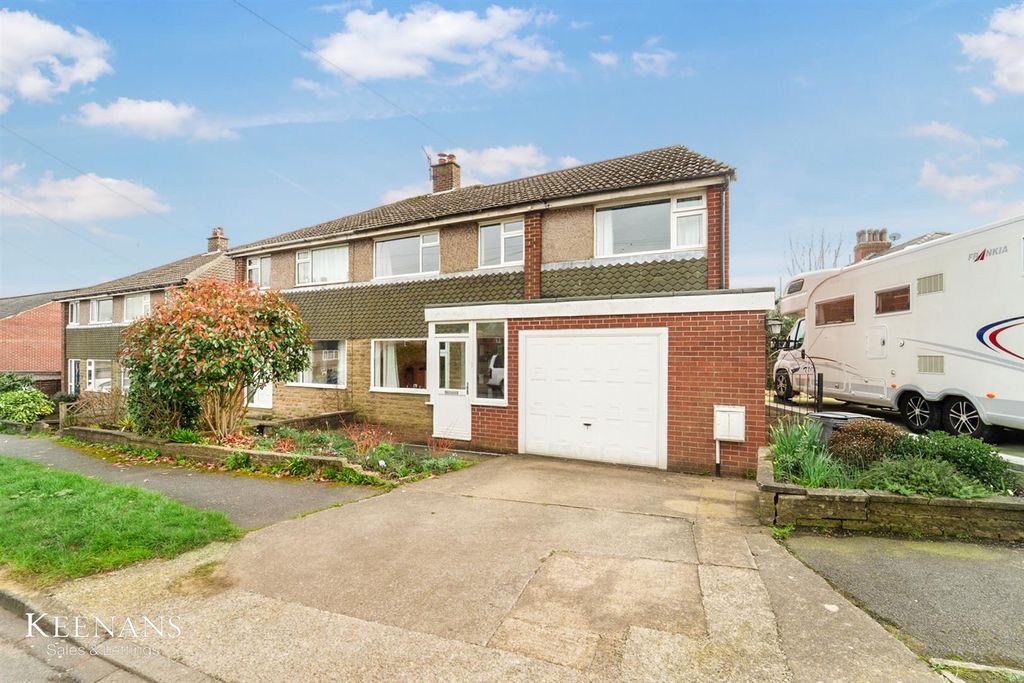 4 bed semi-detached house for saleStocks Avenue, Hebden Bridge HX7