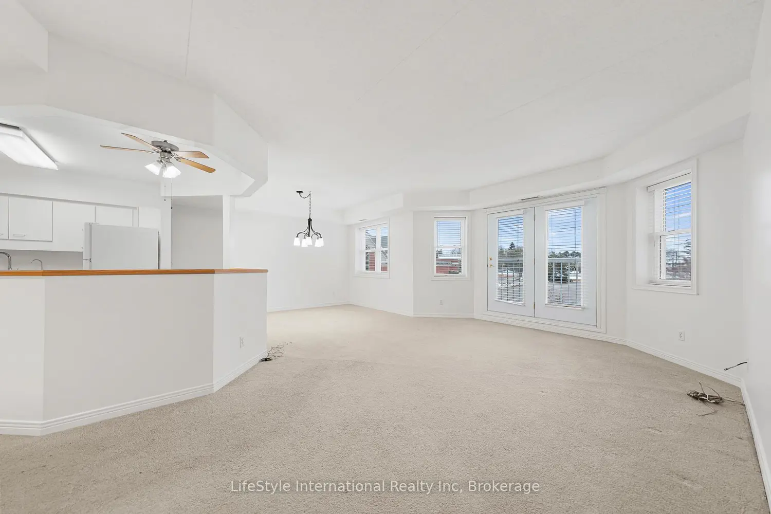 208 Silvercreek Parkway 205