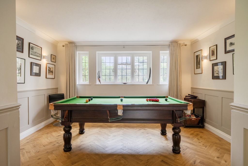Additional image 9 of 6 bed detached house for saleGreys Road, Henley-On-Thames, Oxfordshire RG9