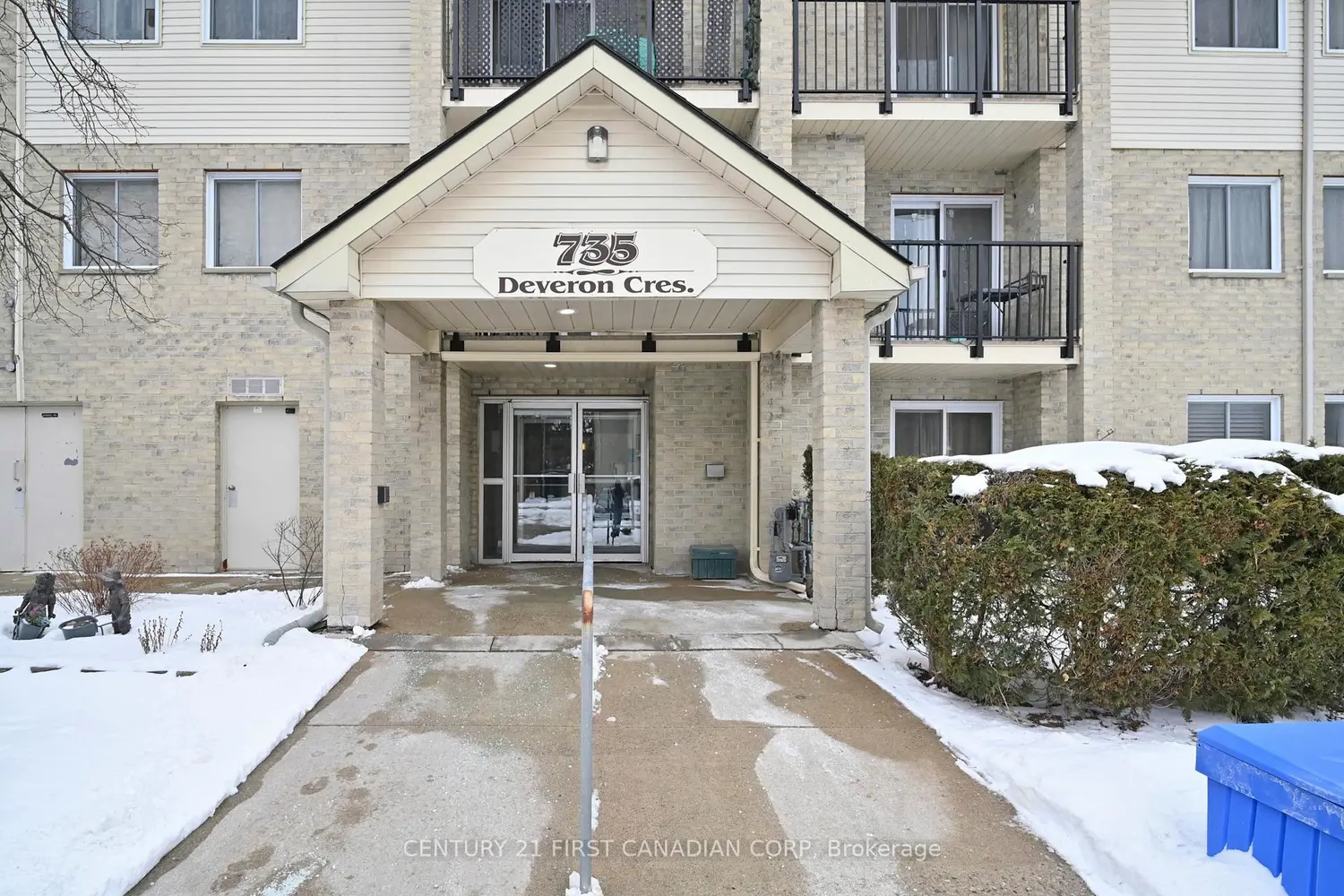 735 Deveron Crescent 319