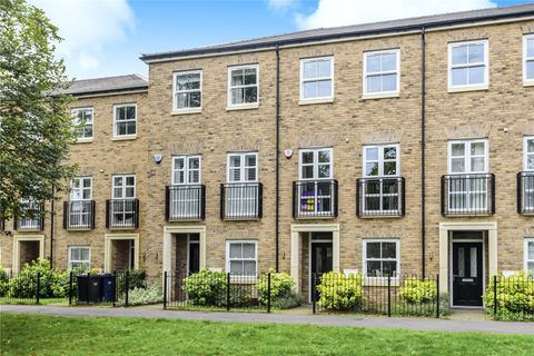 Lovegrove Way, Whetstone, London N20