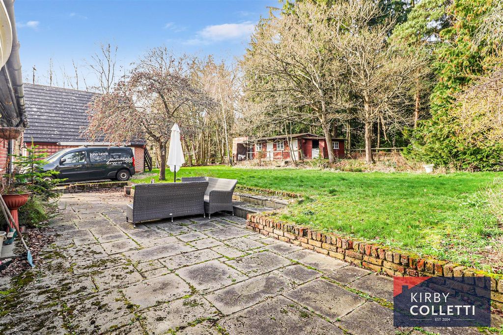Additional image 27 of 4 bed semi-detached house for saleGoose Green, Hoddesdon EN11
