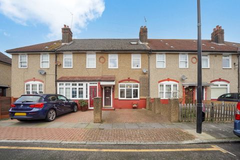 Manchester Grove, London E14