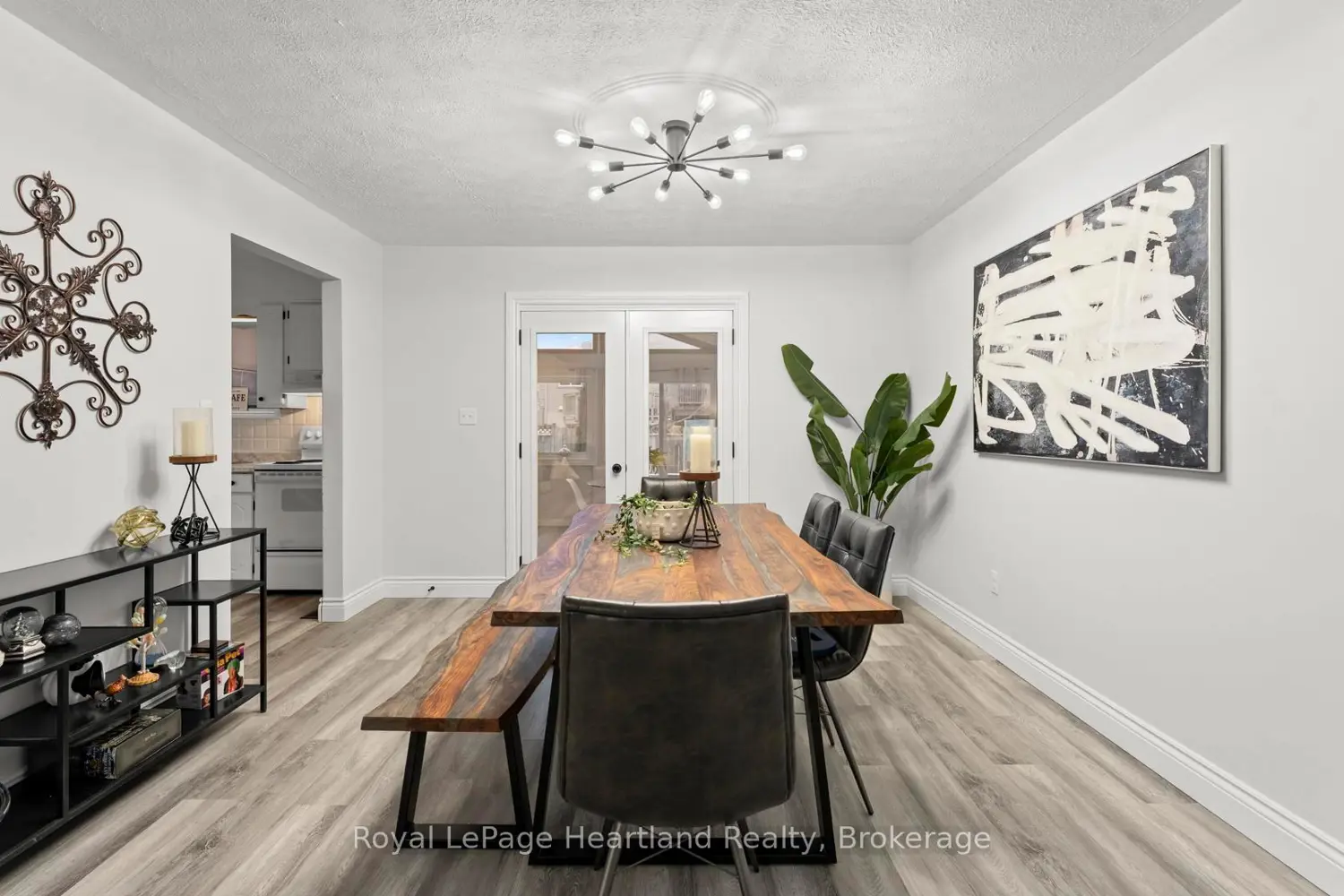 Additional image 3 of 17 Suncoast Drive
