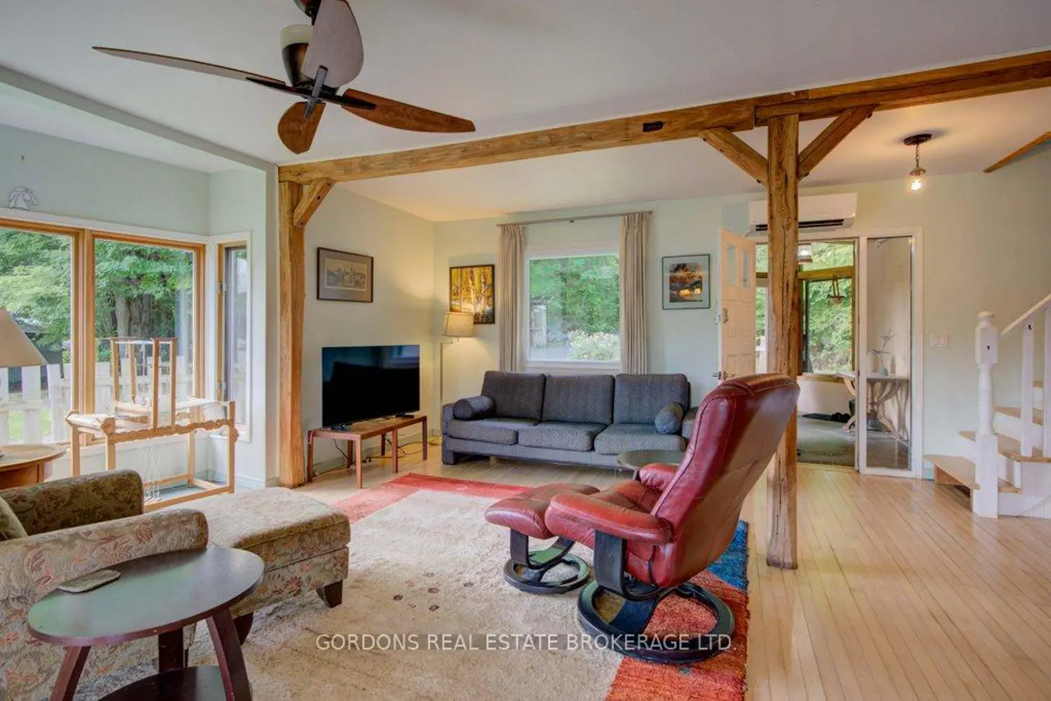 1084 Moon Road photo 4