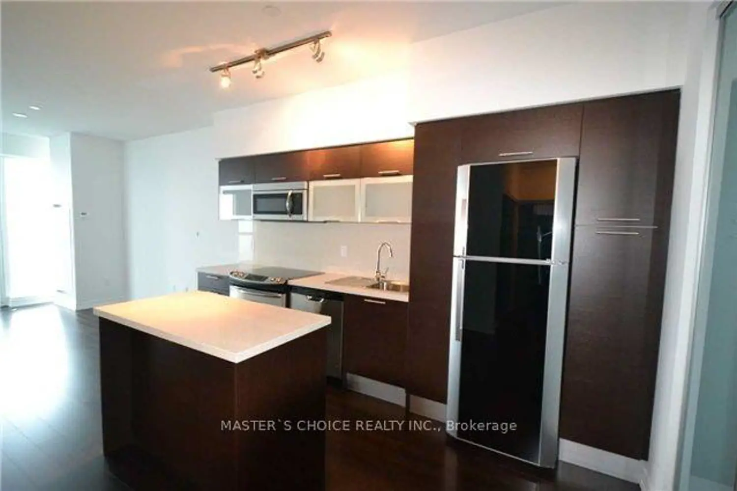 386 Yonge Street 4808 photo 5