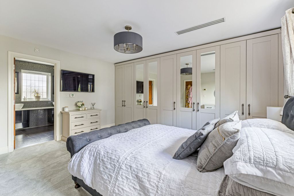 Additional image 8 of 6 bed detached house for saleWood End Road, Harpenden AL5