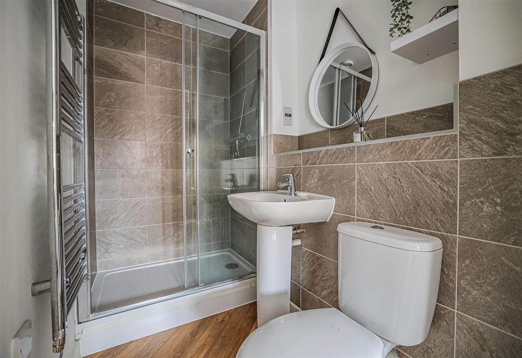 Additional image 18 of 2 bed flat for saleFrogmore Road, Hemel Hempstead HP3