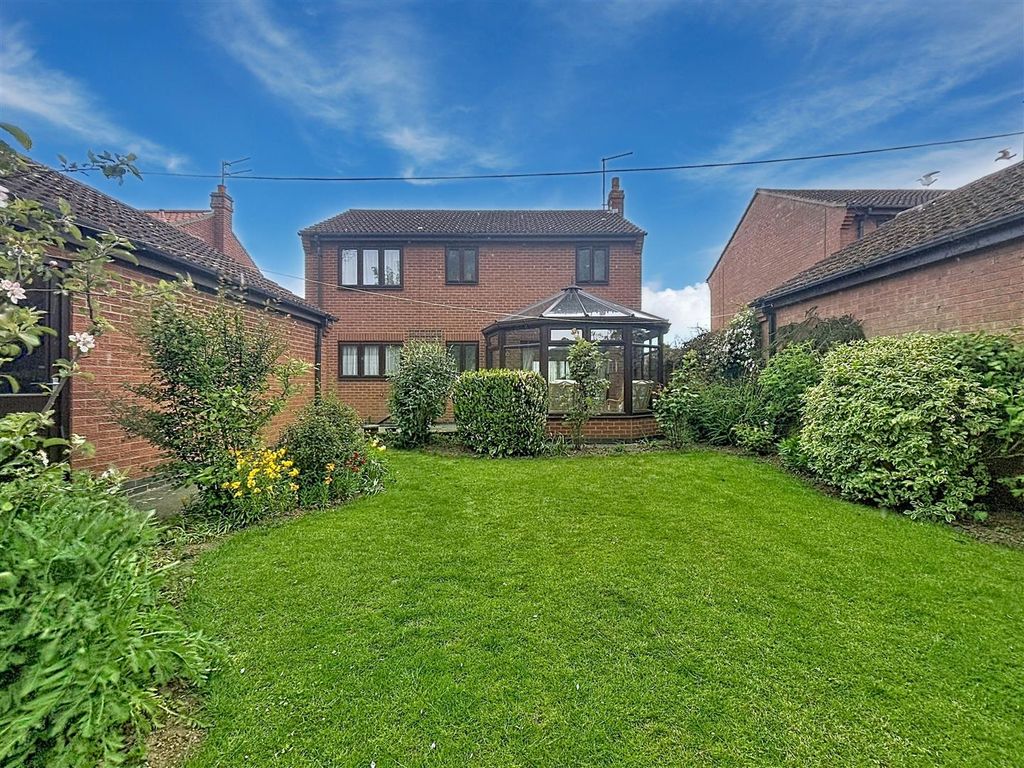 Additional image 19 of 3 bed detached house for saleCheyne Walk, Hornsea HU18