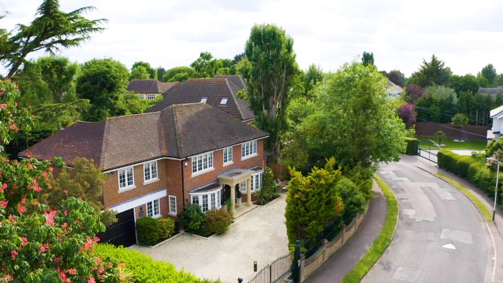Additional image 23 of 4 bed detached house for saleAyloffs Walk, Emerson Park RM11
