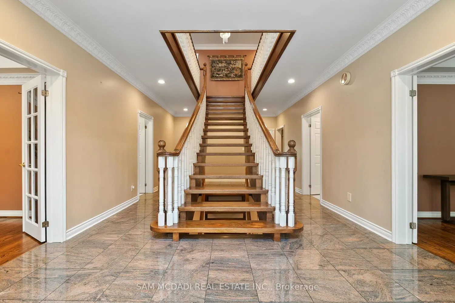 2339 Glengarry Road