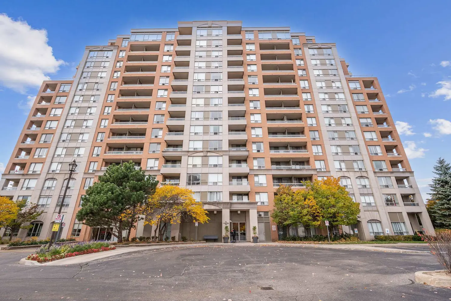 9 Northern Hts Drive 502