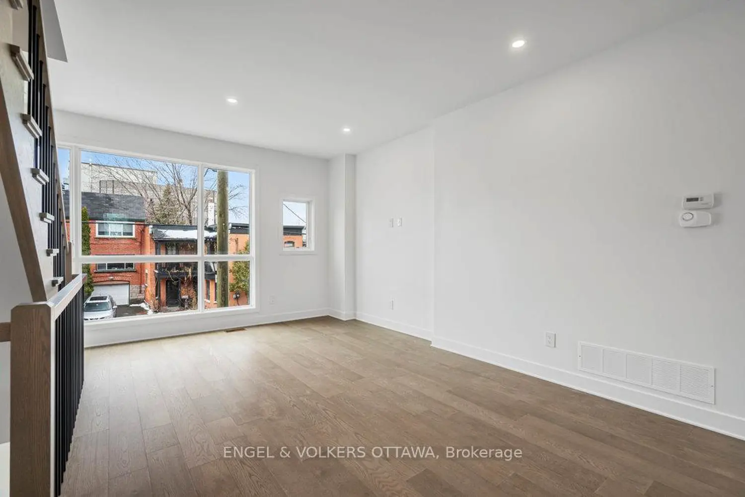 Additional image 8 of 73 Parent Avenue