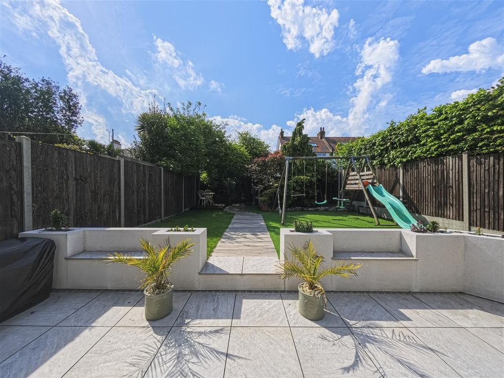 Additional image 58 of 5 bed property for saleBeacon Hill, Herne Bay CT6