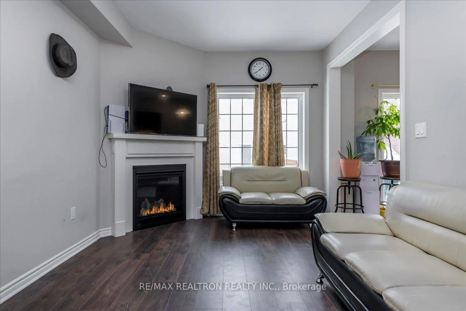 207 Cubitt Street photo 5