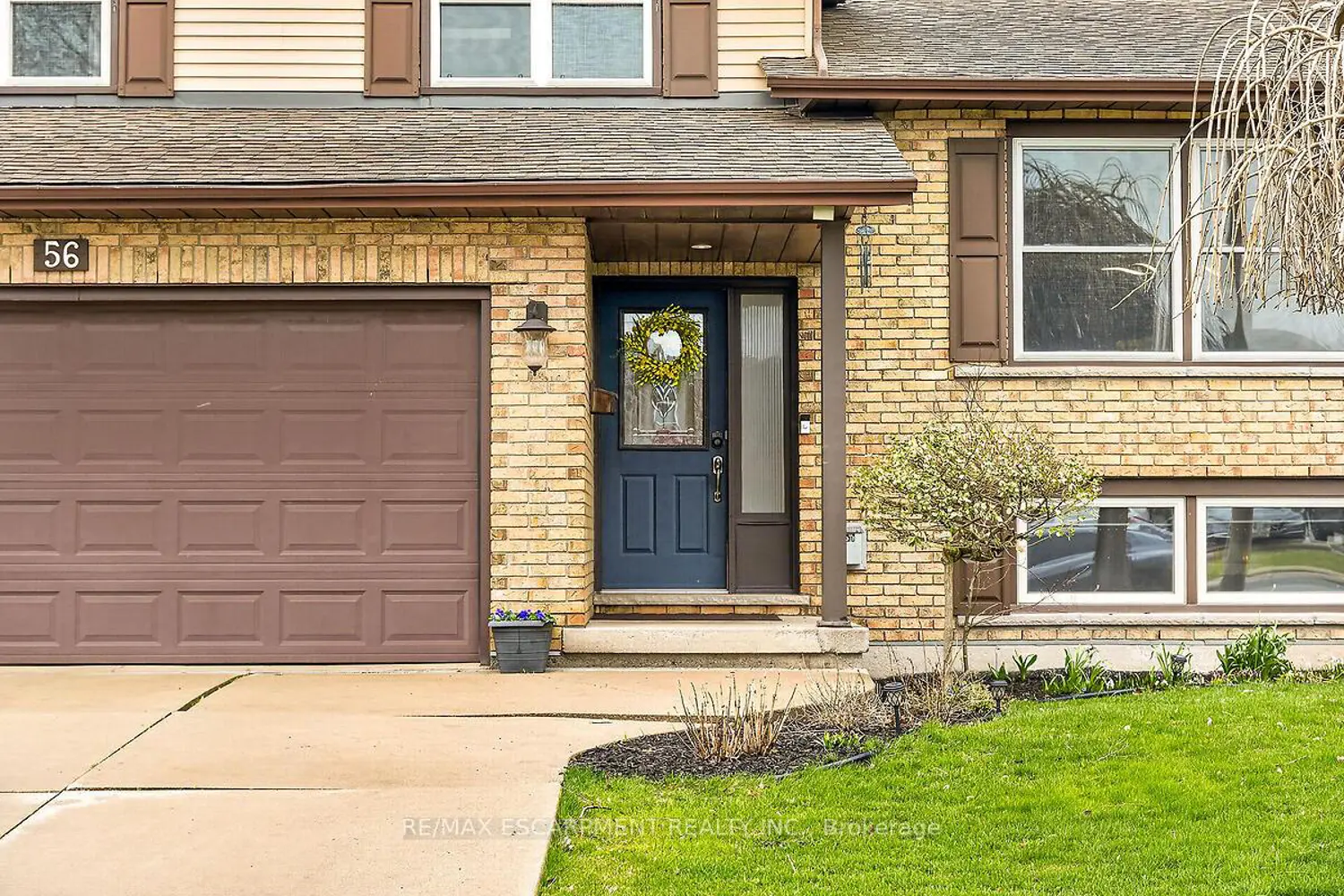 56 Hummingbird Lane