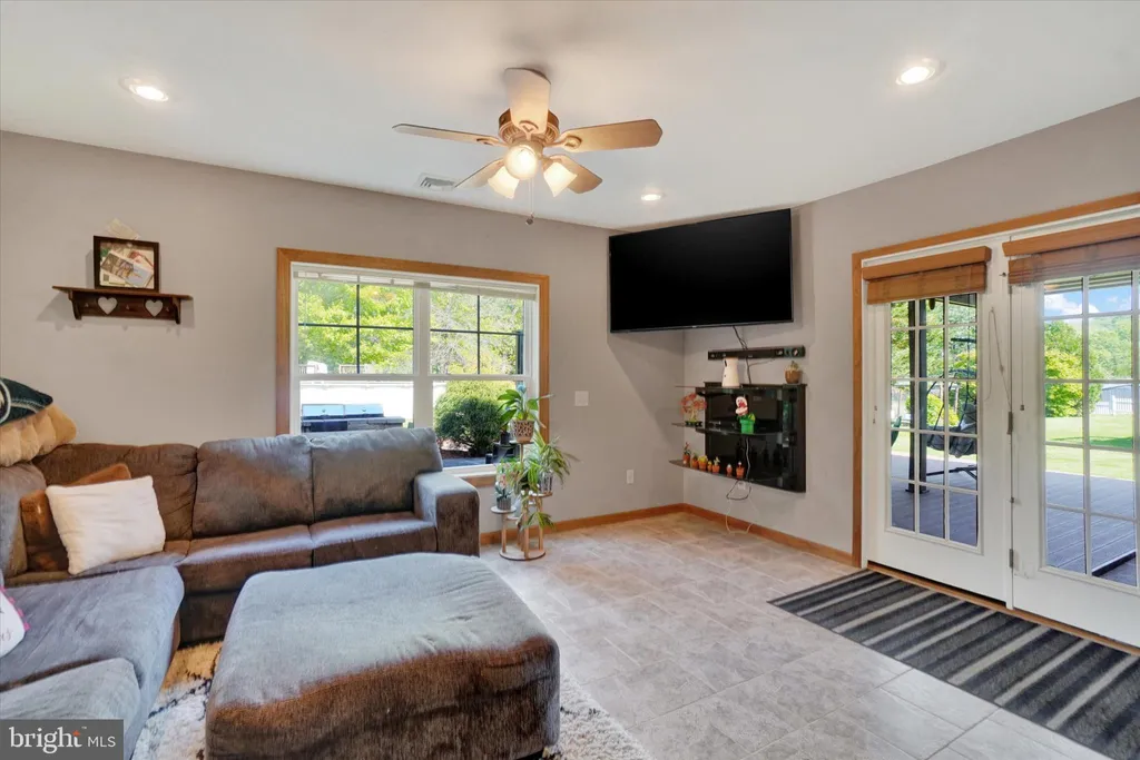 315 Iroquois Trail, York Haven, PA 17370