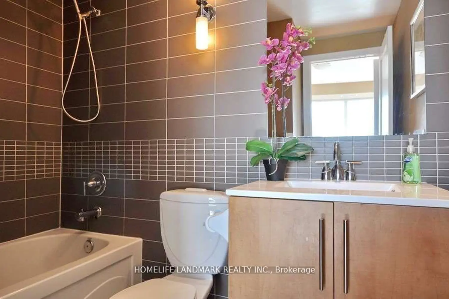 Additional image 13 of 120 Homewood Avenue 1807