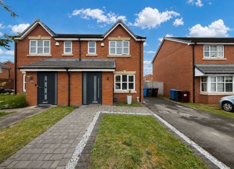 St Kevins Drive, Park Meadows L32