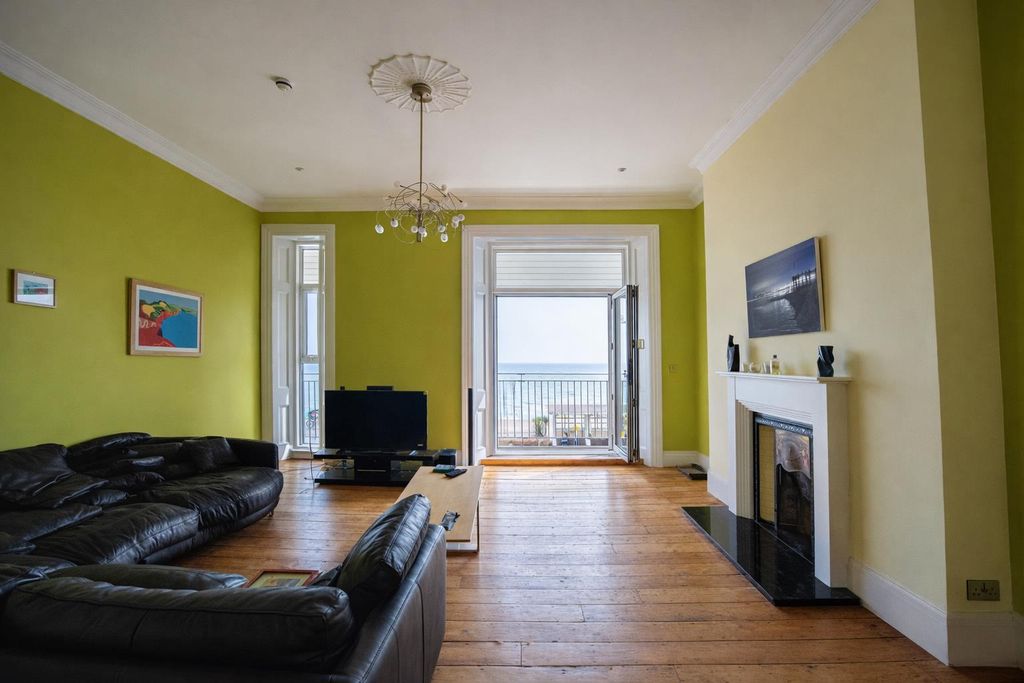 3 bed maisonette for saleEversfield Place, St. Leonards-On-Sea TN37