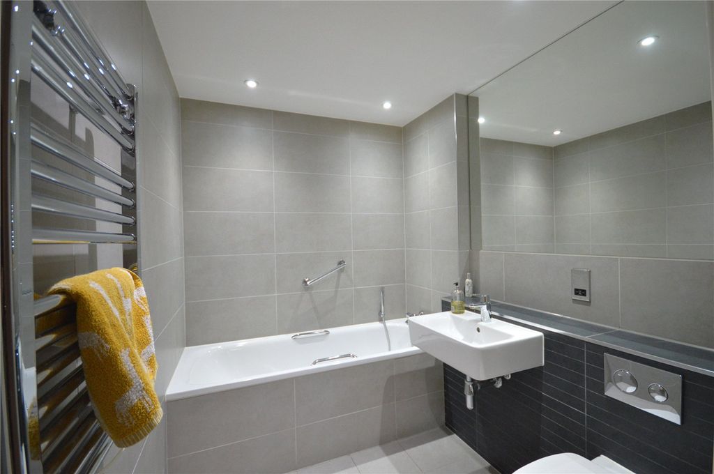 Additional image 9 of 2 bed flat for saleWispers Lane, Haslemere, Surrey GU27