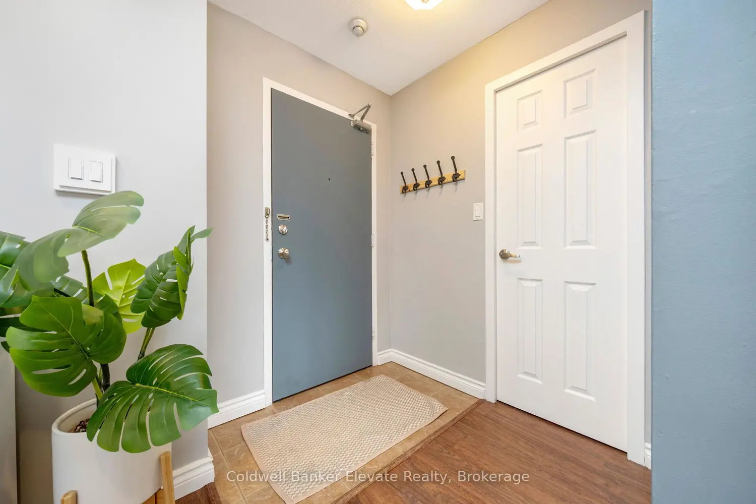 49 Park Avenue 402 photo 3