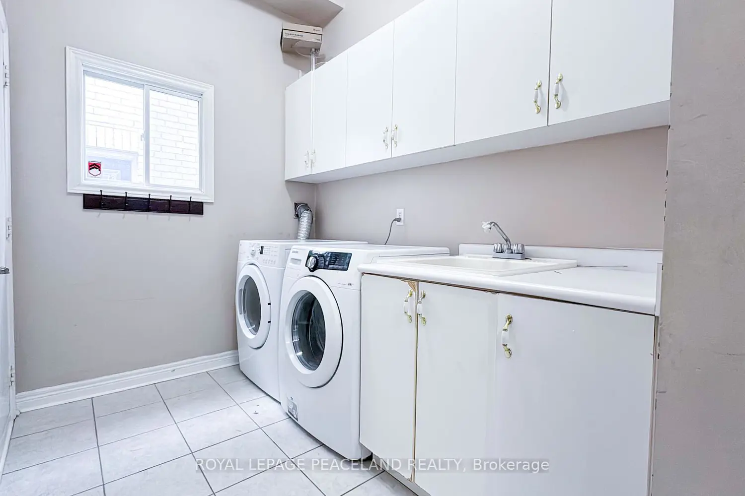 Additional image 11 of 110 Annina Crescent