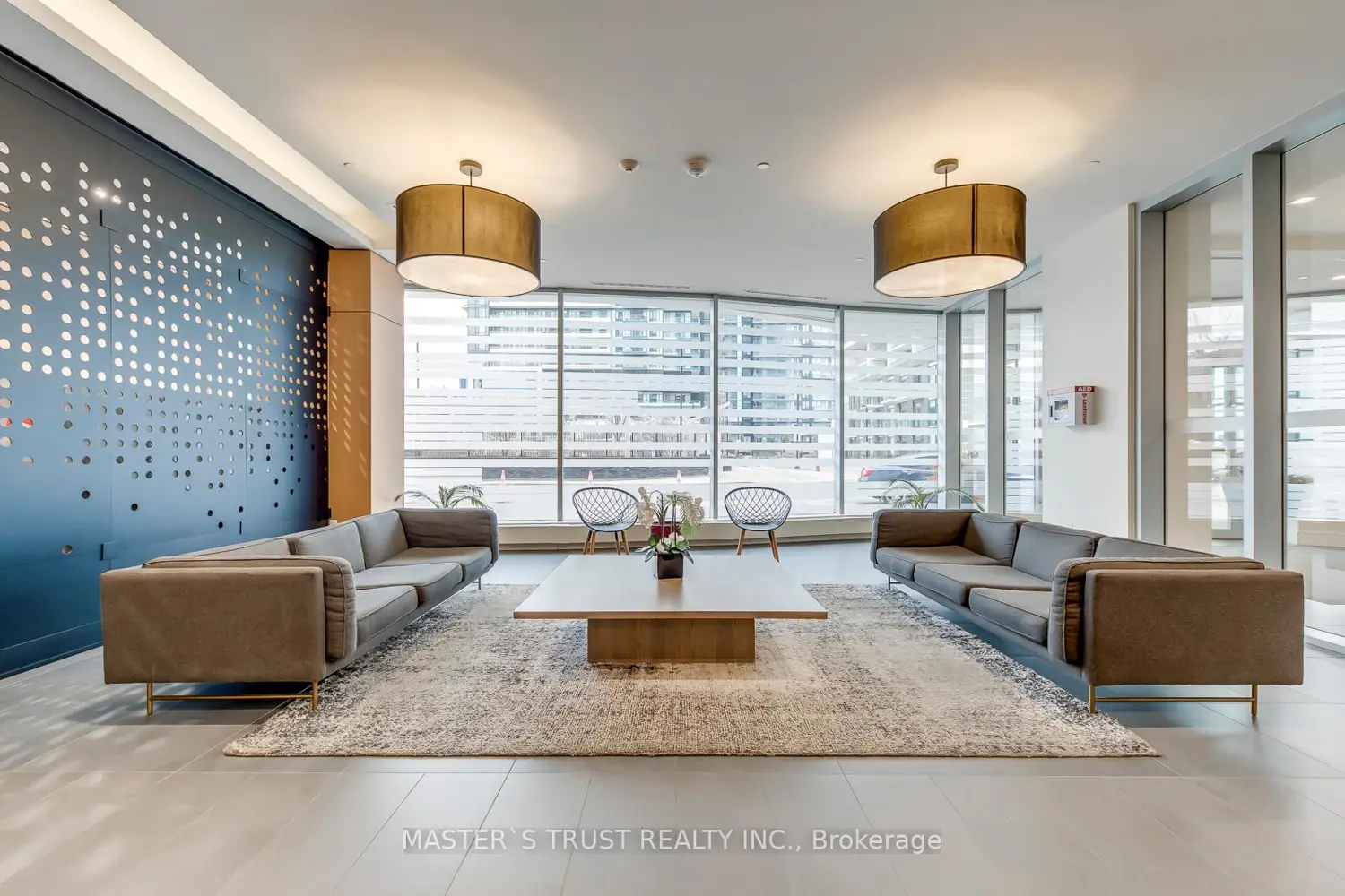 2520 Eglinton Avenue 1804